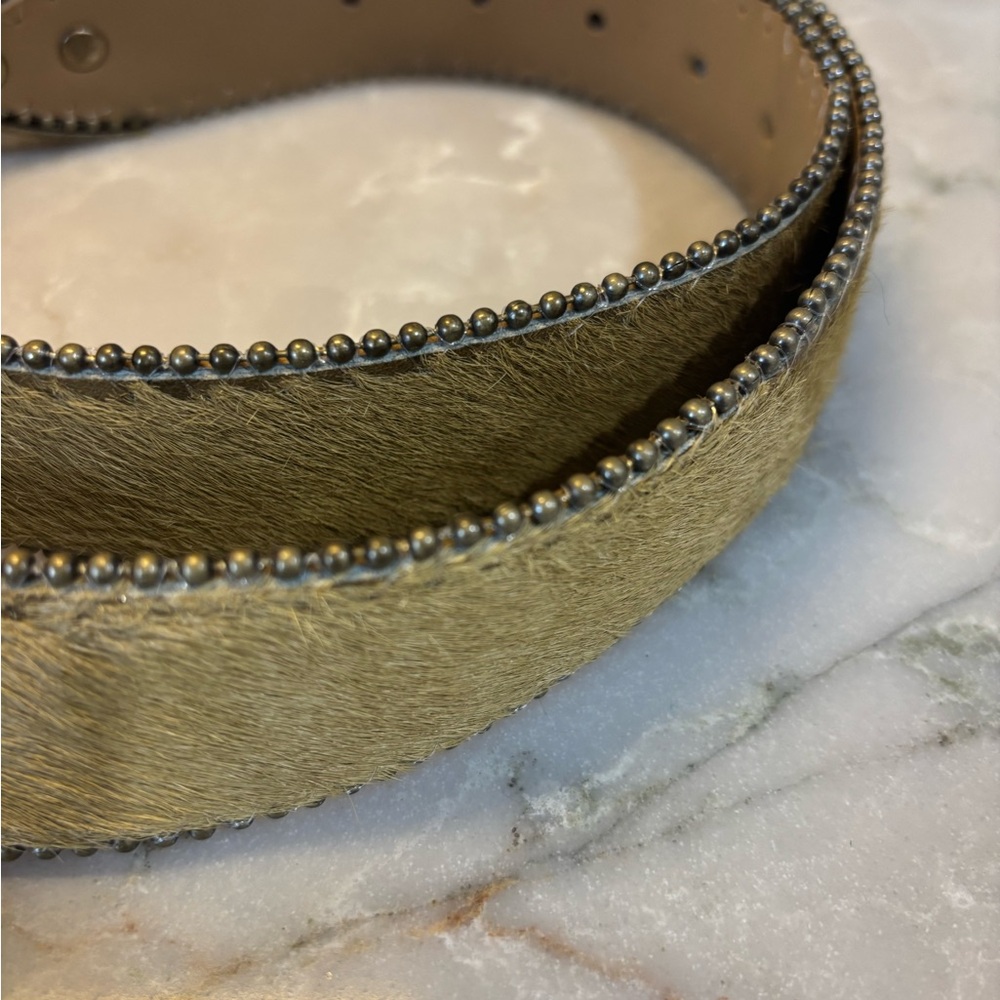 Elegant Gold and Black Embellished Belt - Picture 2 of 4